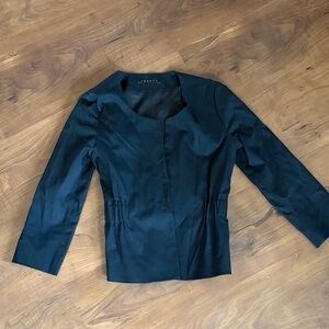 Theory size 2 Black Women's Fitted Round-Neck Blazer